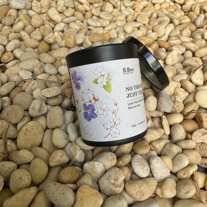 [TẶNG STICKER] Nến Thơm Quà Tặng Cao Cấp No Thoughts, Just Vibes Hương Hoa Dịu Nhẹ B Bee Candle