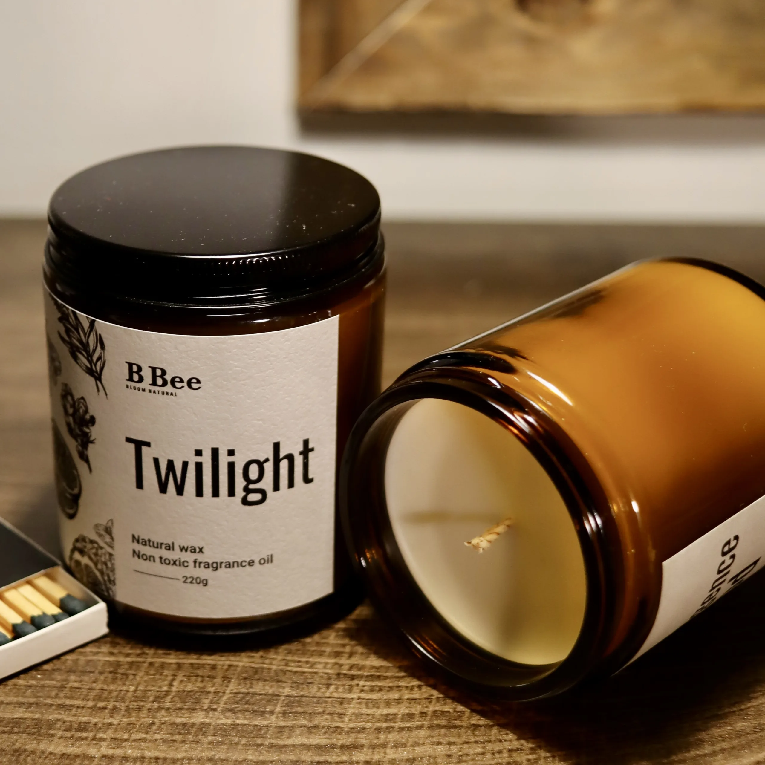 Twilight - Nến Thơm Lành Tính Từ Sáp Tự Nhiên Hương Thanh Mát, Quyến Rũ B Bee Candle